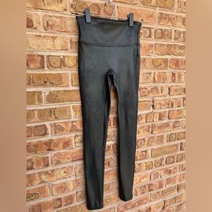 SPANX Small Faux Leather Leggings